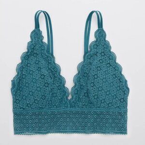 Aerie - "Queens Lace" Padded Plunge Bralette